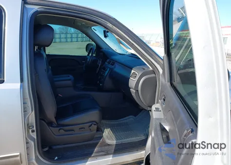 2012 Chevrolet Tahoe Lt z USA, uszkodzony, nr VIN 1GNSCBE09CR152127